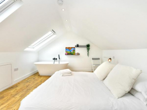 Pass the Keys Two bedroom canton retreat